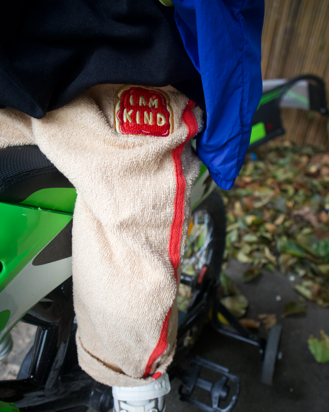 KIND Terry Towel Joggers in Toast